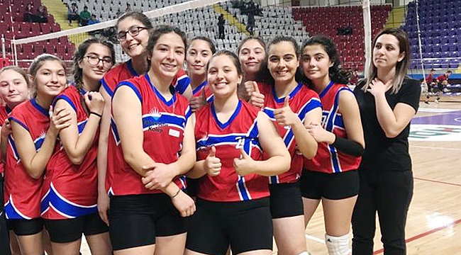 Genç kızlarda şampiyon Bahçeşehir