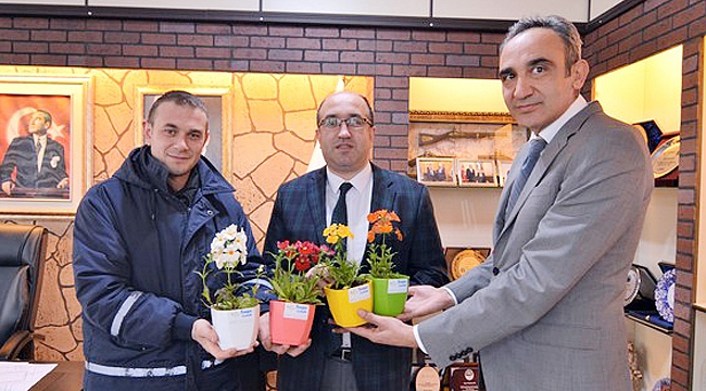 SANJET DÖRT MEVSİM ÇİÇEK ÜRETİMİNE BAŞLADI
