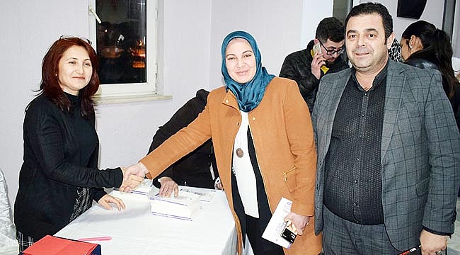 SÖYLEŞİ VE İMZA GÜNÜ ETKİNLİĞİ DÜZENLEDİ