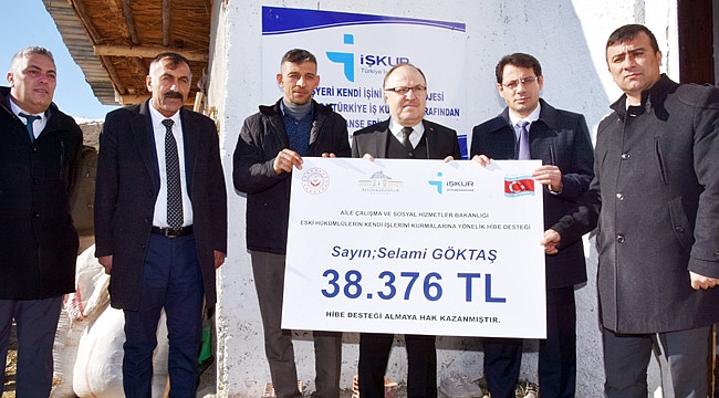 VALİ TUTULMAZ HEDİYE ÇEKİ VERDİ
