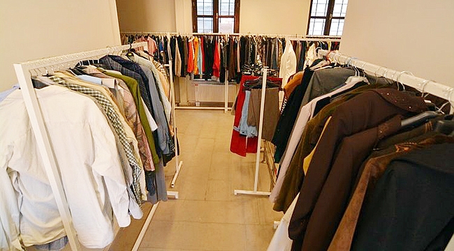 YARDIMLAR İHTİYAÇ SAHİBİ KİŞİLERLE BULUŞTURULUYOR