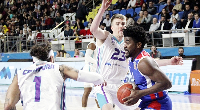 ZANNA & HROVAT LİSTEDE