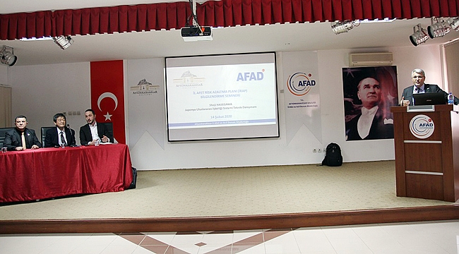 AFET RİSK AZALTMA SEMİNERİ VERİLDİ