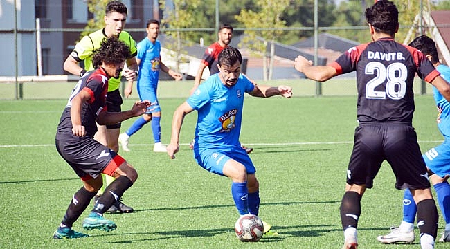 BOLVADİN BİR ATTI ÜÇ ALDI