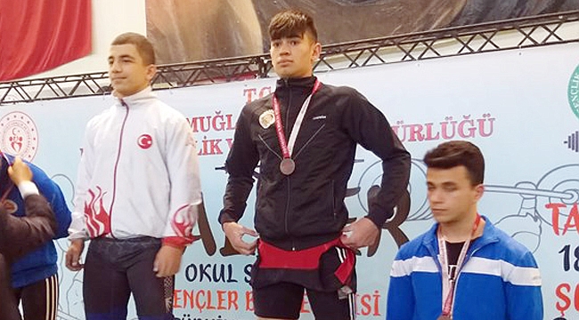 EMİN ÖLMEZ’DEN BÜYÜK BAŞARI