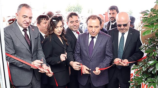 GİZEM ECZANESİ HİZMETE GİRDİ