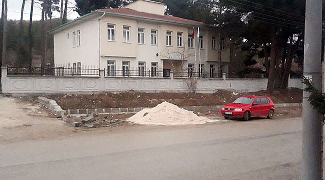 İNCİRLİ MAHALLESİ ÇEVRE DÜZENLEMESİ İSTİYOR