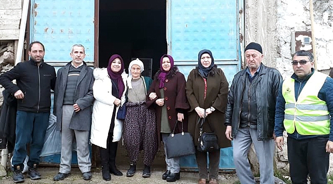 KADINLAR MECLİSİ DEPREM BÖLGESİNDEYDİ