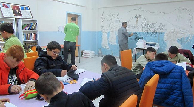 ŞEHİT KÜTÜPHANESİ ÇALIŞMALARI DEVAM EDİYOR