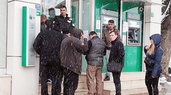 BANKALARDA KORONAVİRÜS UYGULAMASI BAŞLADI