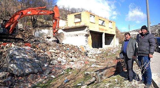 “ÇALIŞMALARIMIZ MODERN BİR DİNAR İÇİN”