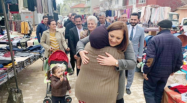 “EKONOMİ CAN ÇEKİŞİYOR”