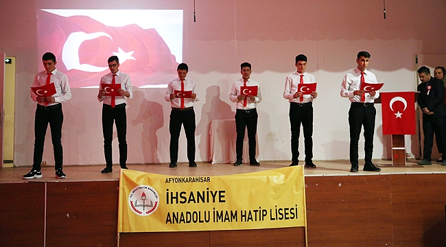 İHSANİYE’DE MİLLİ ŞAİR ANILDI