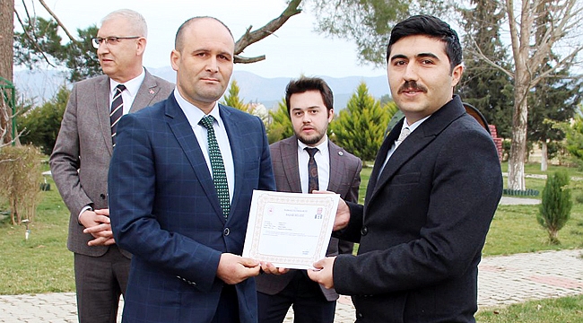 “KUTSAL BİR GÖREV YAPIYORLAR”