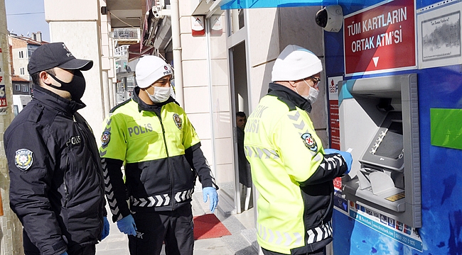 MAAŞINI ÇEKİP TAKSİTLERİNİ ÖDEDİLER