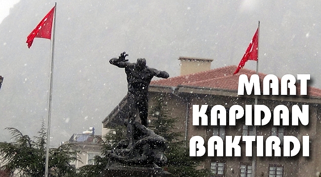 MART KAPIDAN BAKTIRDI