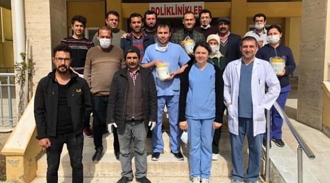Süt dağıtımı gerçekleştirdiler