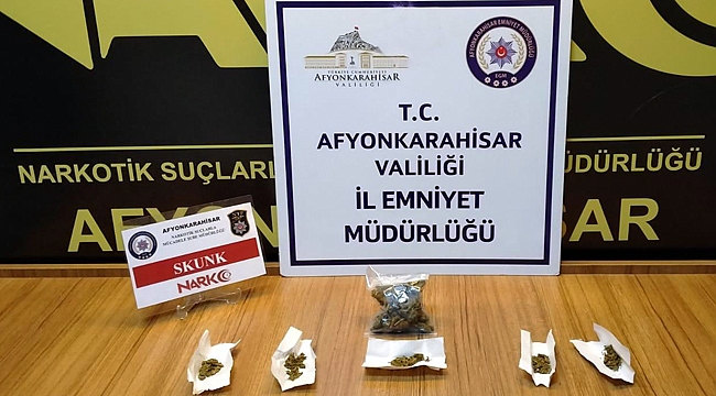 ÜZERİNDE UYUŞTURUCU MADDE ÇIKTI