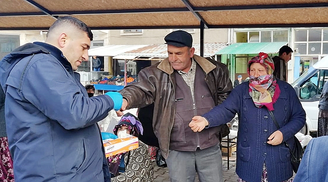 ZABITA ÖNCE UYARDI, SONRA ELDİVEN DAĞITTI