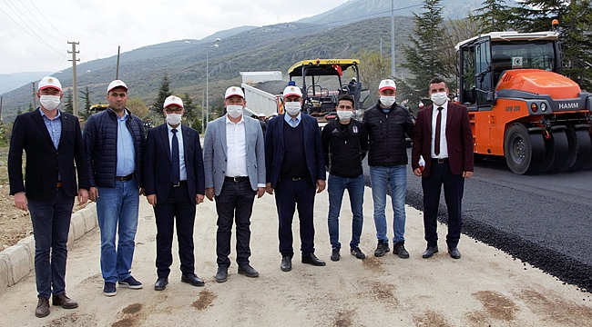 ÇAY'DA "SICAK ASFALT" ÇALIŞMALARI BAŞLADI