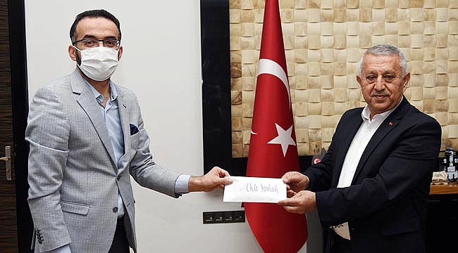 HUKUK ÖĞRENCİLERİNDEN DUYARLI BAĞIŞ