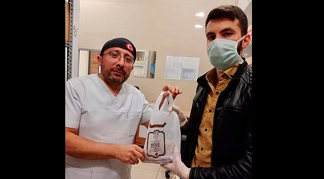 SAĞLIK ÇALIŞANLARINA ÜCRETSİZ KAHVE