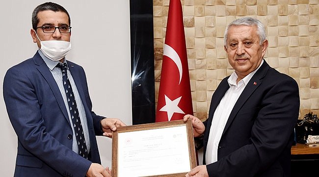 AFYONKARAHİSAR BELEDİYESİ SIFIR ATIK BELGESİNİ ALDI
