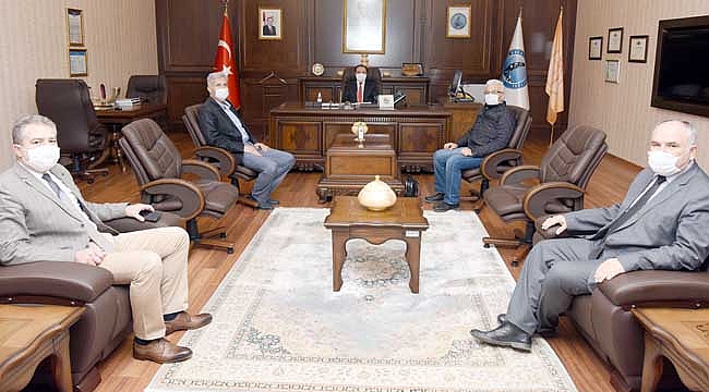 AKÜ KAVŞAĞINA BATTIÇIKTI YAPILSIN