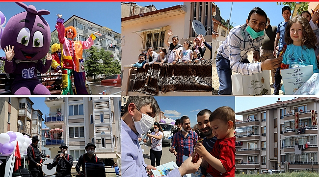 BALKONLARDA BAYRAM COŞKUSU