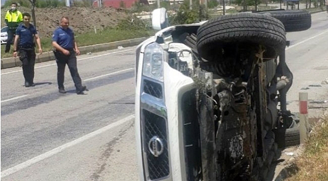 İGM ÜYESİ VE YOL MÜDÜRÜ KAZA YAPTI