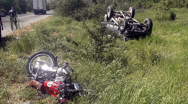KAMYONET İLE MOTOSİKLET ÇARPIŞTI: 1 ÖLÜ, 1 YARALI