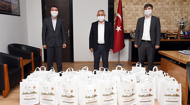 ŞOFÖRLERE HİJYEN SETİ DAĞITILDI