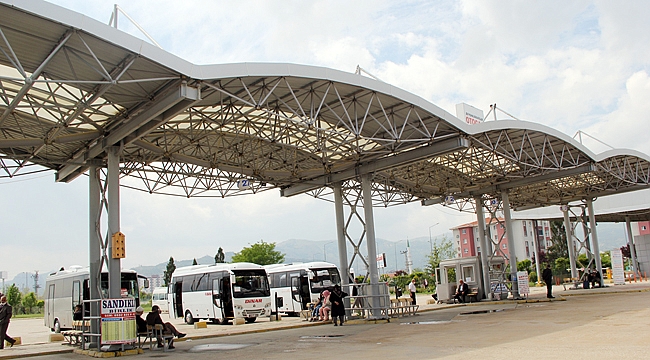 OTOBÜS TERMİNALİNDE HAREKETLİLİK