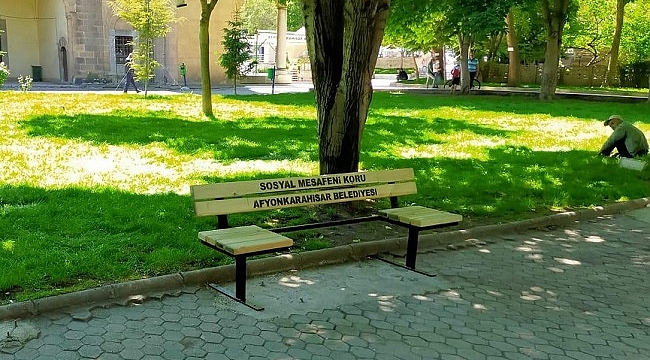 PARKLARA SOSYAL MESAFE DÜZENİ