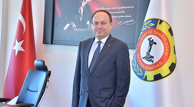 SERTESER, BABALAR GÜNÜ’NÜ KUTLADI