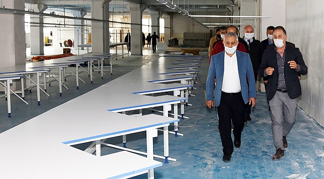 TEKSTİL FABRİKASINDA ÇALIŞMALAR DEVAM EDİYOR