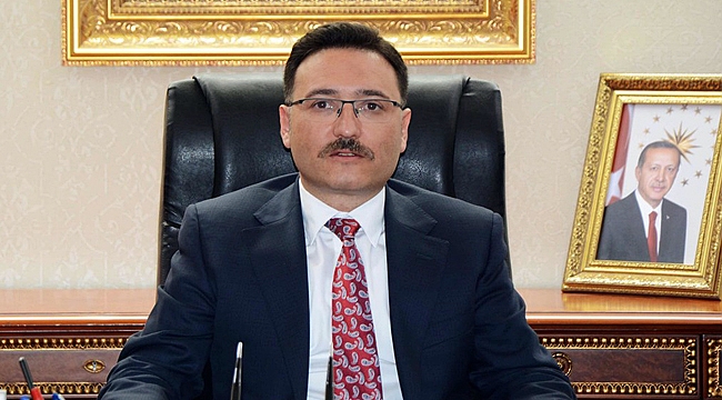 “GURUR VE HÜZNÜ BİR ARADA YAŞIYORUZ”