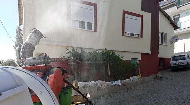 İLAÇLAMA ÇALIŞMALARI SÜRÜYOR