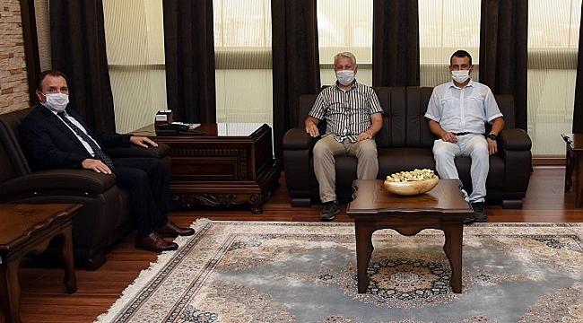 EĞİTİM BİR-SEN'DEN REKTÖR KARAKAŞ'A ZİYARET