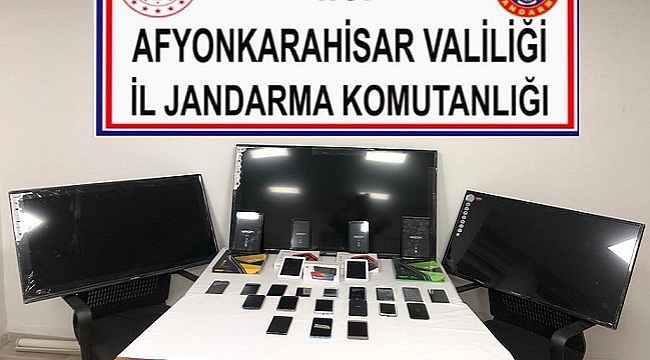 IRAK ve SURİYE'DEN KAÇAK TELEFON ve TELEVİZYON GETİRDİLER