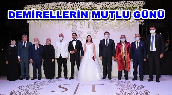 DEMİREL AİLESİNİN MUTLU GÜNÜ