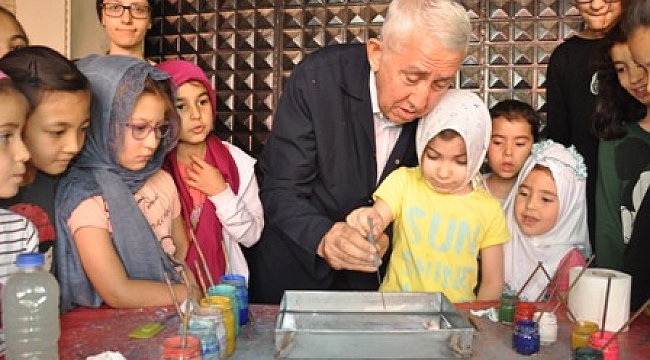6 yıllık birikimini TSK Güçlendirme Vakfı’na bağışladı