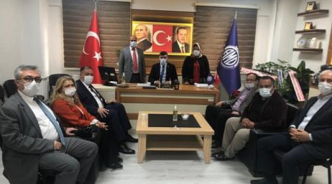 Muhtarlar demokrasinin temel taşları