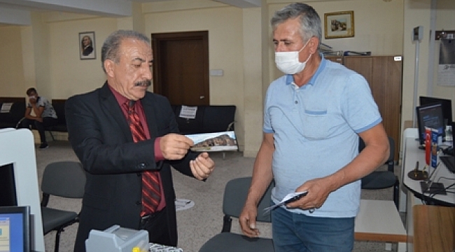 Nüfus Müdürlüğü, kenti tanıtan kartlar hediye ediyor