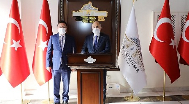 Samsun Valisi Zülkif Dağlı, Vali Gökmen Çiçek’i Ziyaret Etti