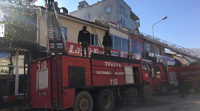 Evde çıkan yangın korkuttu