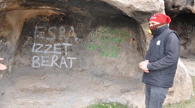 Frigyalılar bunu görse isyan ederdi