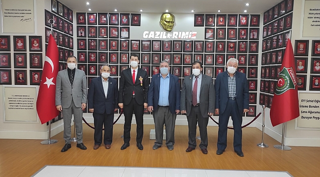 Saadet Partisi nezaket ziyaretinde bulundu