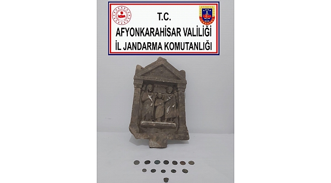 Tarihi eserleri satmaya çalışırken yakalandılar