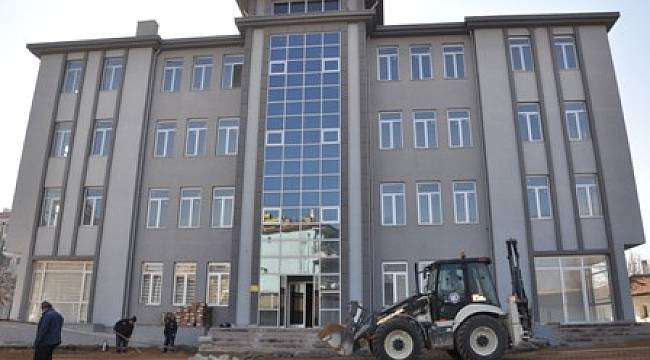 İhsaniye Belediye hizmet binası projesinde sona yaklaşıldı